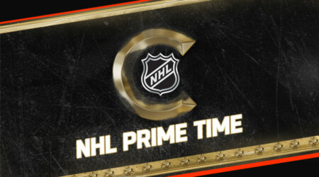 NHL logo ja teksti NHL Prime Time mustalla taustalla, jossa kultainen kasinon C-tunnus ja kultaisia ja punaisia viivoja.